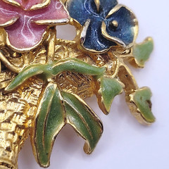 CLASSIC Pansy Flower Basket Gold Tone Pink Blue Green Enamel Vintage Brooch Pin