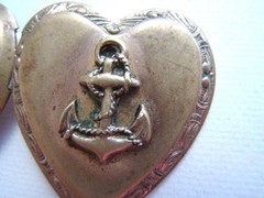 ANTIQUE GF HEART LOCKET W/ MILITARY NAVAL ANCHOR & GENERAL LEE’S HEADQUARTERS