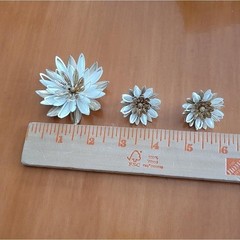 60s Sarah Conventry Gold and White Water Lily Brooch and Earring Set
