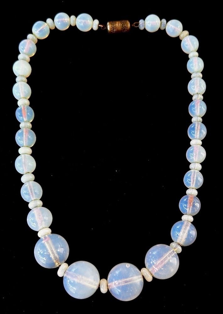 VTG LOUIS ROUSSELET France Graduated French Opaline Glass NECKLACE