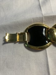 Vintage Signed Napier Black Enamel & Gold Tone Chunky Link Vintage Bracelet 8″