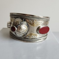 Vintage Tribal Cuff Bracelet | Mixed-Silver 800-900 Content | Red Carnelian Acce