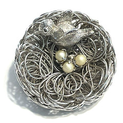 Pair of Silver Tone Brooches Bird & Nest w/Faux Pearl Eggs + Avon Brooch/Pendant