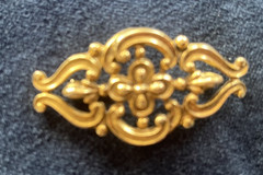 VTG Victorian Revival Gold Pated Floral Filigree Scalloped Brooch Pin 2.25 in