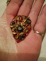 juliana delizza elster brooch