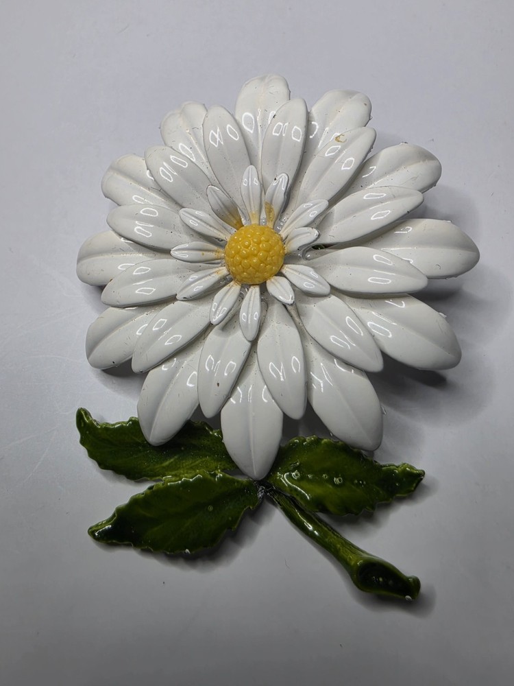 Vintage Enamel Daisy Brooch Pin With Green Stem 2.5″