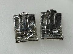 Vintage Silver Ribbed Clip On Earrings Geometric 1″x0.75″