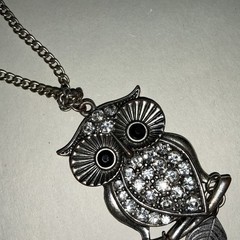 Vintage Silver Toned Owl Neckalce with Rhinestones and Black Faceted Eyes