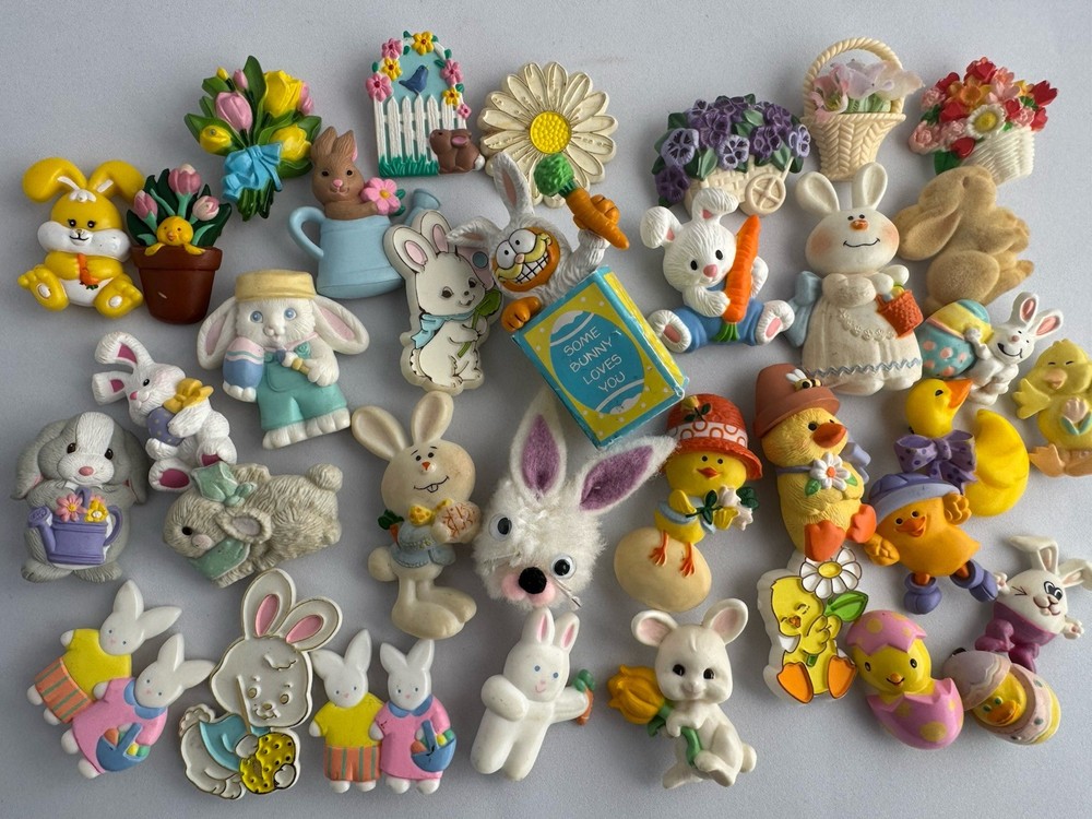 Vintage Jewelry Lot Hallmark Pin Etc 35 Bunny Rabbit Chicks Flowers Whimsical