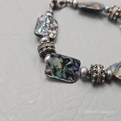 VTG Rectangle Abalones & Silver Tone Beaded Bracelet 8.75″ Long, Toggle Closure