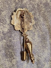 VTG Yves Saint Laurent Gold Tone Scalloped Seashell & Charm Lapel Hat Stick Pin