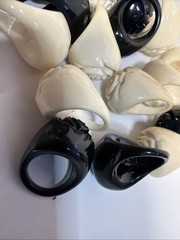 Vintage Anna Sui Ring Lot Of 21 Art deco Style Black & White All Marked Rare!