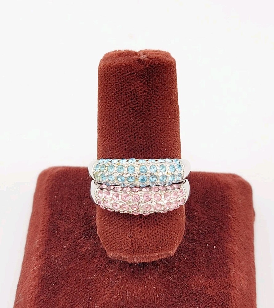 Vtg Ring Set 2pc Sz 8 Pink Blue Cubic Zirconia Stackable 18KGE Fashion Jewelry