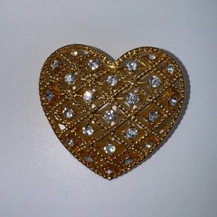 VTG Gold Tone Heart Brooch Pin Clear Rhinestones Filigree Lattice Design Jewelry