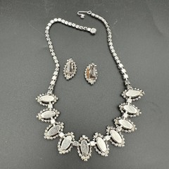 Vintage 1940-1950 WEISS Pink Rhinestone Necklace & Clip-On Earrings Set Jewelry
