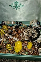 Vintage Mixed Signed Costume Jewelry Hat Box & Travel Cases Included 🔥BSK