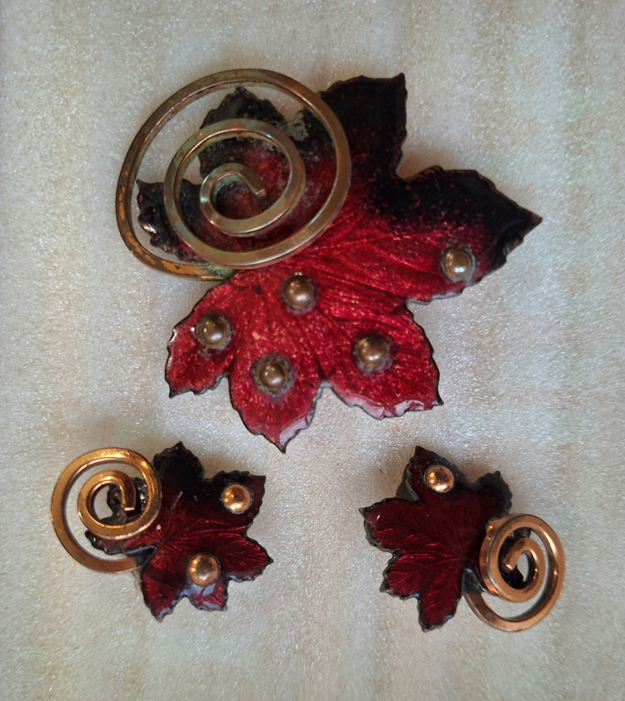 Matisse Vintage Signed Red Enamel Leaf Brooch & Clip-On Earrings Set