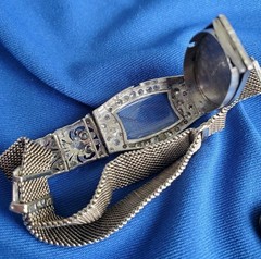 Original EARTH MINED DIAMOND ART Deco Ladies Watch Vintage Solid PLATINUM Case