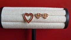 Set Of 2 AVON Dainty HEART Stud Post EARRINGS White RED Rhinestones PIN Brooch