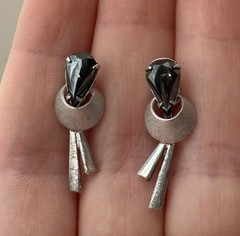 Vtg Sterling Silver Black Faceted Stone Screw Back Dangle Earrings Mid Century