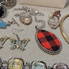 Silver Tone Jewelry Lot All Wearable 1lb +