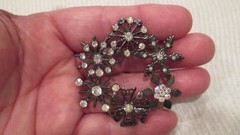 Beautiful Vintage Gunmetal Black Aurora Borealis Rhinestone Snowflake Brooch KC