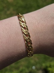 Vintage Gold Tone Stacker Bracelet Fold Over Clasp Chain Well Made