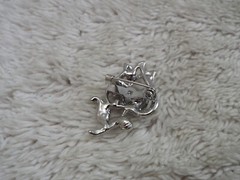 Silvertone Rhinestone Tulip Flower Pin (K36)