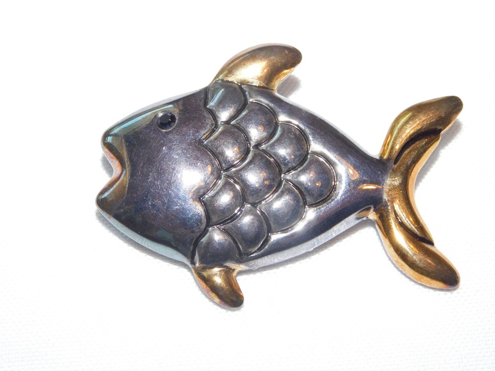 Vintage Unbranded Silver and Gold Tone Pendant / Brooch Pre-owned