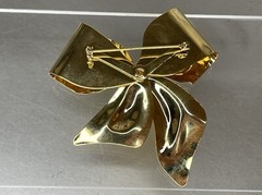 VTG Gold Tone Bow Brooch Pin Large Tona Rhinestone Accents