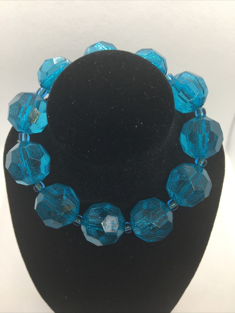 Vintage Costume Jewelry Stretchable Blue Beaded Bracelet Free Ship Livtown 549