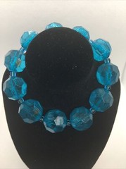 Vintage Costume Jewelry Stretchable Blue Beaded Bracelet Free Ship Livtown 549