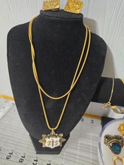 Nice Versatile Mixed metals materials Gold/Silver tone Lot Jewelry some Signed