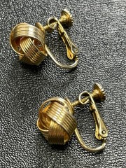 Vintage Gold Tone Twisted Metal Knotted Clip Earrings