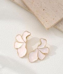 Irregular Unique Statement White Flower Earrings Big Floral Chunky Gold white