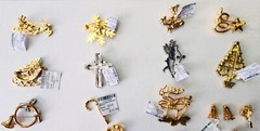 21 pc CHRISTMAS JEWELRY LOT BROOCH EARRINGS RHINESTONE GERRY’S, Louis Guisti, AK
