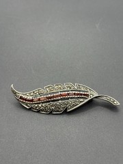 Vintage Sterling Silver Marcasite Red Garnet Leaf Brooch Pin 8 Grams B18