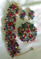 Juliana Rhinestone BRACELET BROOCH EARRING SET Book Pcs Watermelon Vitrail Rare