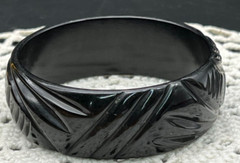 Vintage Carved Thick Black Bakelite Bangle Bracelet Tested 30g