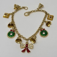 Christmas Holiday Charm Bracelet Vintage Style Enamel Wreath Bow Bell 7 3/4″