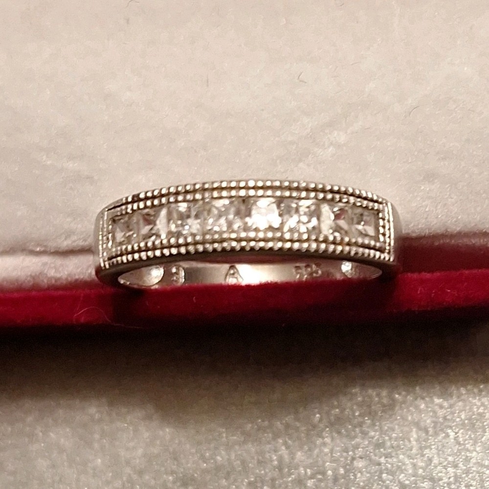 Vintage Designer Sterling Silver & Cubic Zirconia Ring – Size 9 / 2.79 g NP#548