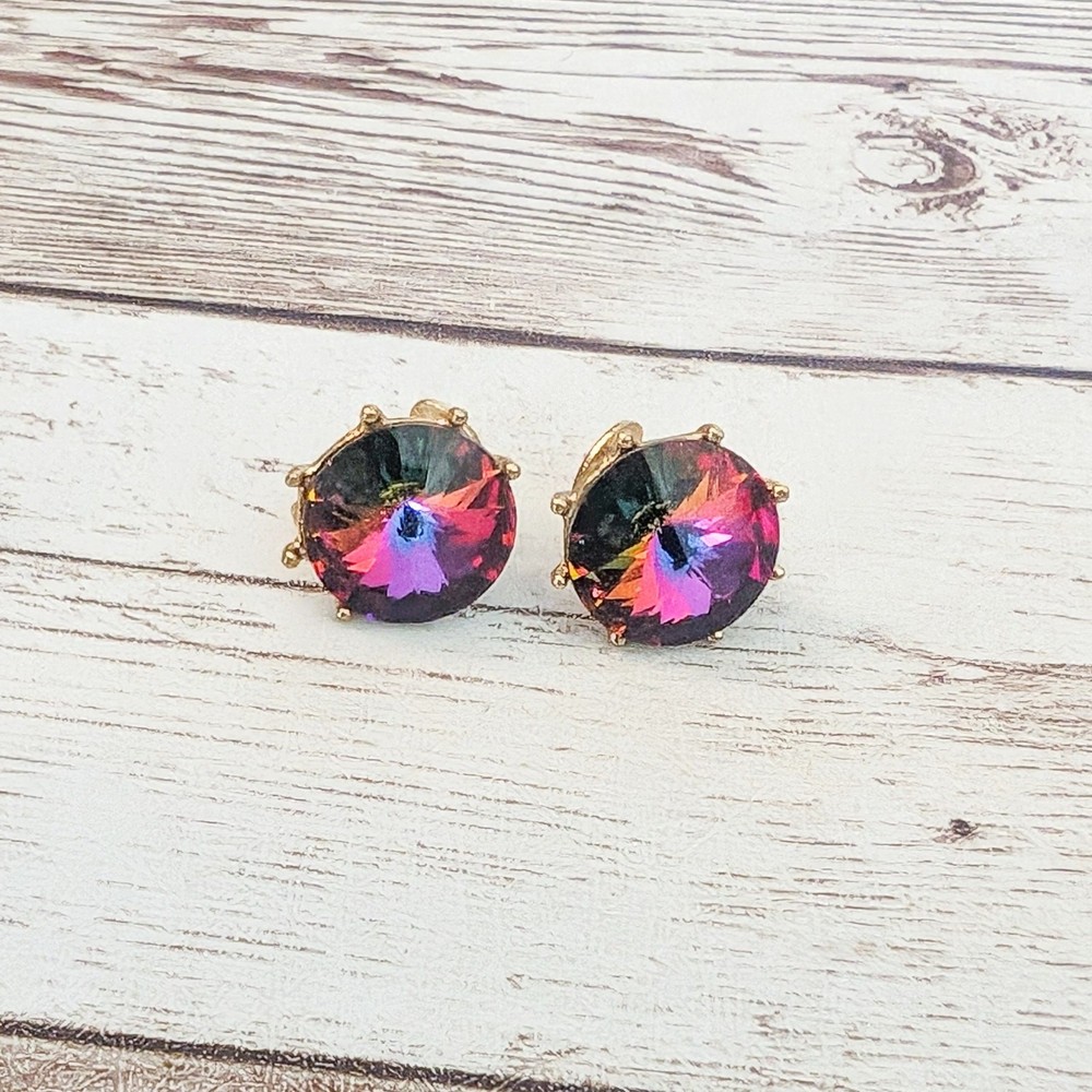Vintage Clip On Earrings – Rainbow Tone Gem 0.5″ – Clip Repair Needed