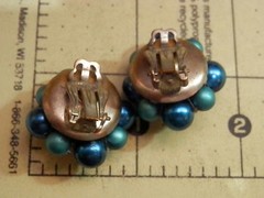 Beautiful Vintage 1950’s Japan Blue Cluster Bead Earrings 1959je