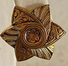Vintage Earrings Black Silver & Gold Flower Clip On