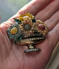 Vintage Pot Metal Brooch Enamel Giardinetti Flower Basket Rhinestone Urn Deco