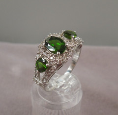 JTV Sterling Silver Chrome Diopside White Topaz Three Stone Ring NIB Sz 7