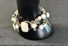 VTG D&E JULIANA Silver Tn WHITE MILK GLASS SMOKE RHINESTONE 5 Link Bracelet 7″ L