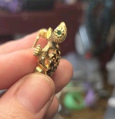 Adorable Green Eyed Turtle, Brown Rhinestone Back Goldtone Brooch