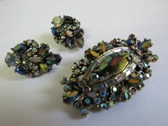 Vintage Hollycraft 1956 Brooch / Pin & Clip-on Earrings- Multicolored FREE SHIPP