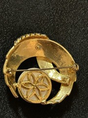 Vintage Gold Tone Swirl Brooch Faux Pearl Statement Pin 1970s 1980s Retro Round